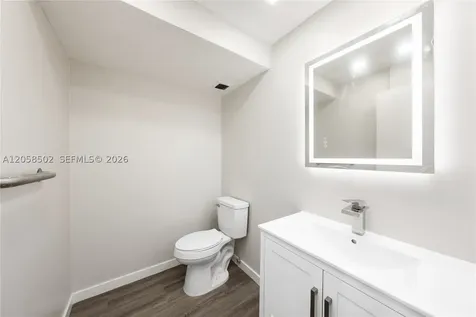 16740 NE 9th Avenue North Miami Beach FL 33162