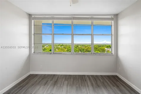 16740 NE 9th Avenue North Miami Beach FL 33162
