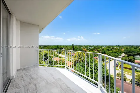 16740 NE 9th Avenue North Miami Beach FL 33162