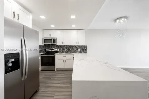 16740 NE 9th Avenue North Miami Beach FL 33162