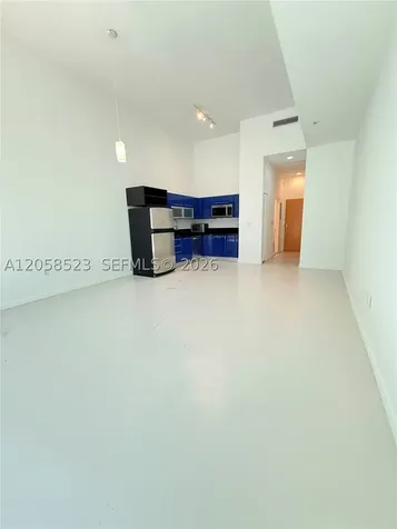 244 Biscayne Bl Miami FL 33132