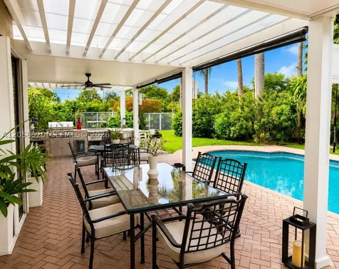 16445 Sapphire Place Weston FL 33331