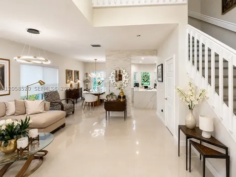 16445 Sapphire Place Weston FL 33331