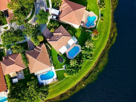 16445 Sapphire Place Weston FL 33331
