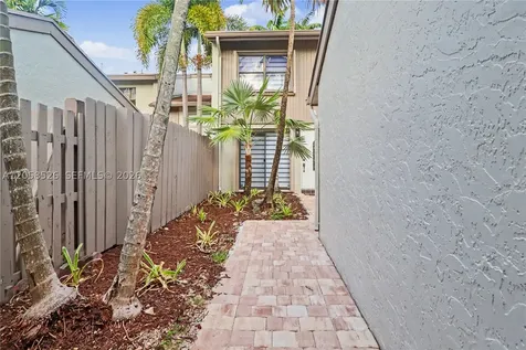 11459 SW 110th Lane Miami FL 33176
