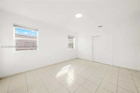 1271 NE 159th Street North Miami Beach FL 33162