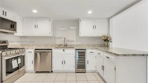 7123 SW 115th Place Miami FL 33173