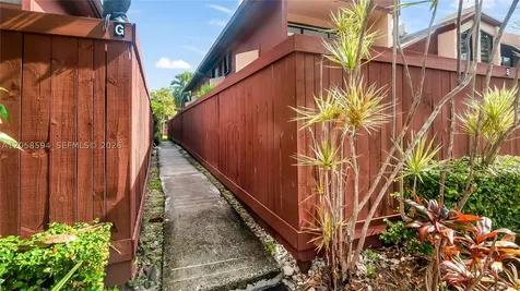 7123 SW 115th Place Miami FL 33173