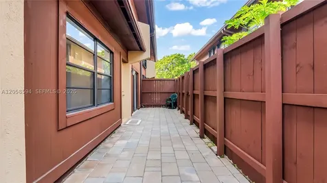 7123 SW 115th Place Miami FL 33173