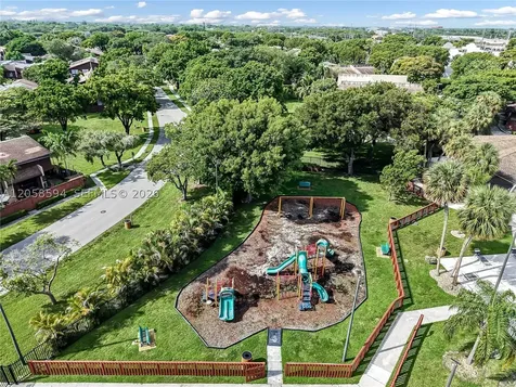 7123 SW 115th Place Miami FL 33173