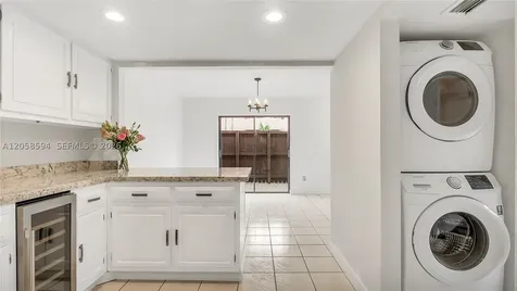 7123 SW 115th Place Miami FL 33173