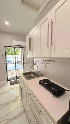40 Sutton Road West Park FL 33023