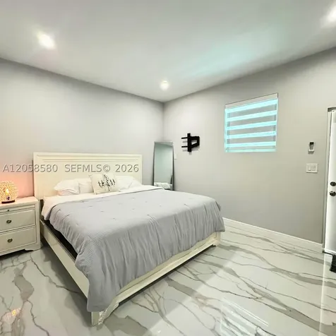 40 Sutton Road West Park FL 33023