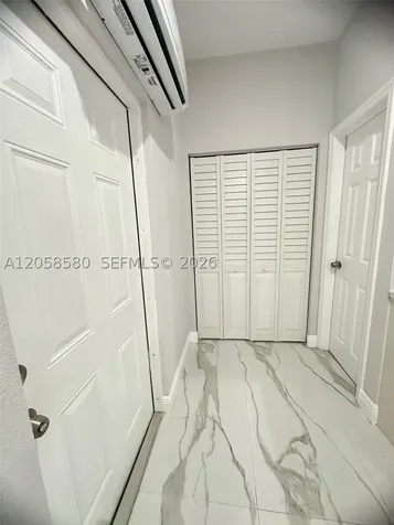 40 Sutton Road West Park FL 33023