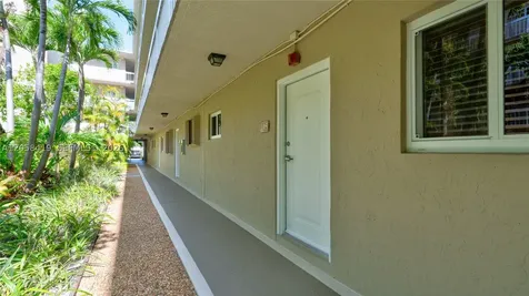 7910 Camino Real Miami FL 33143