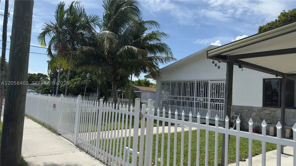 669 W 23rd Street Hialeah FL 33010