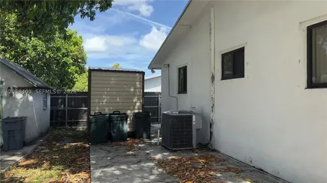 669 W 23rd Street Hialeah FL 33010