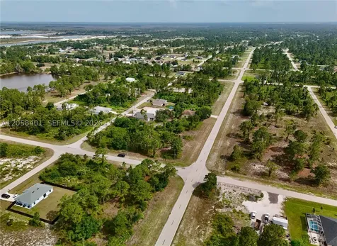 1041 Columbus Boulevard Lehigh Acres FL 33974