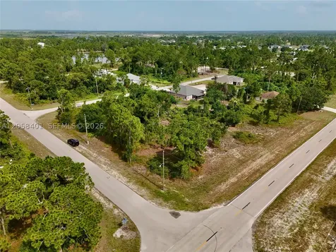 1041 Columbus Boulevard Lehigh Acres FL 33974