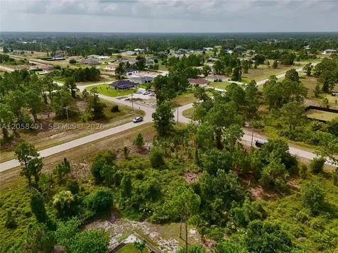 1041 Columbus Boulevard Lehigh Acres FL 33974