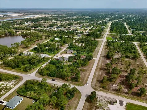 1041 Columbus Boulevard Lehigh Acres FL 33974