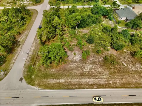 1041 Columbus Boulevard Lehigh Acres FL 33974