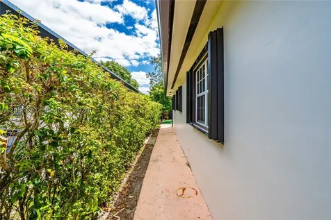 2309 SW 62nd Avenue Miami FL 33155