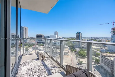 851 NE 1st Avenue Miami FL 33132