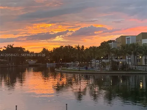 Miami Beach FL 33140
