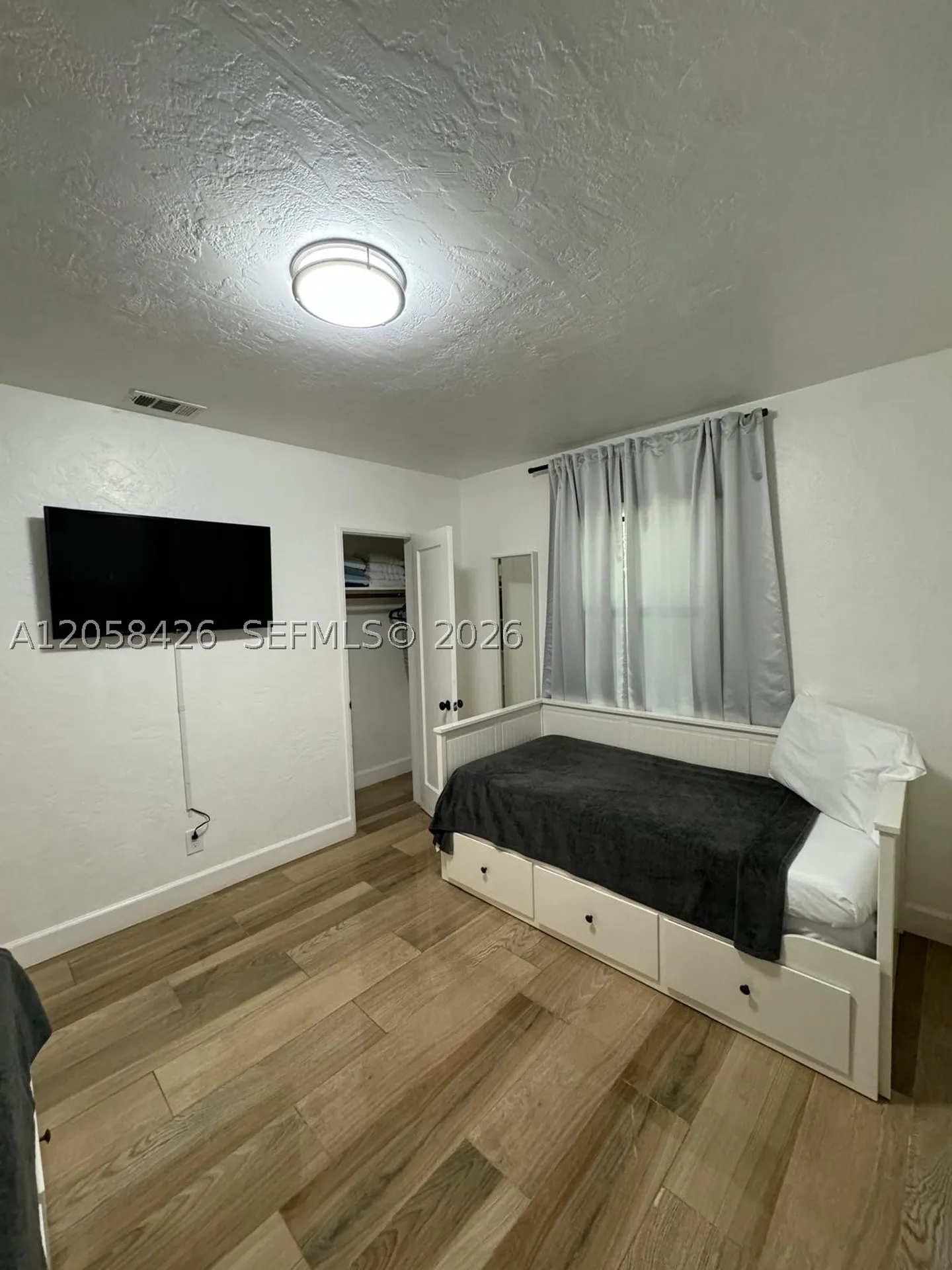 207 SW 11th Street Fort Lauderdale FL 33315