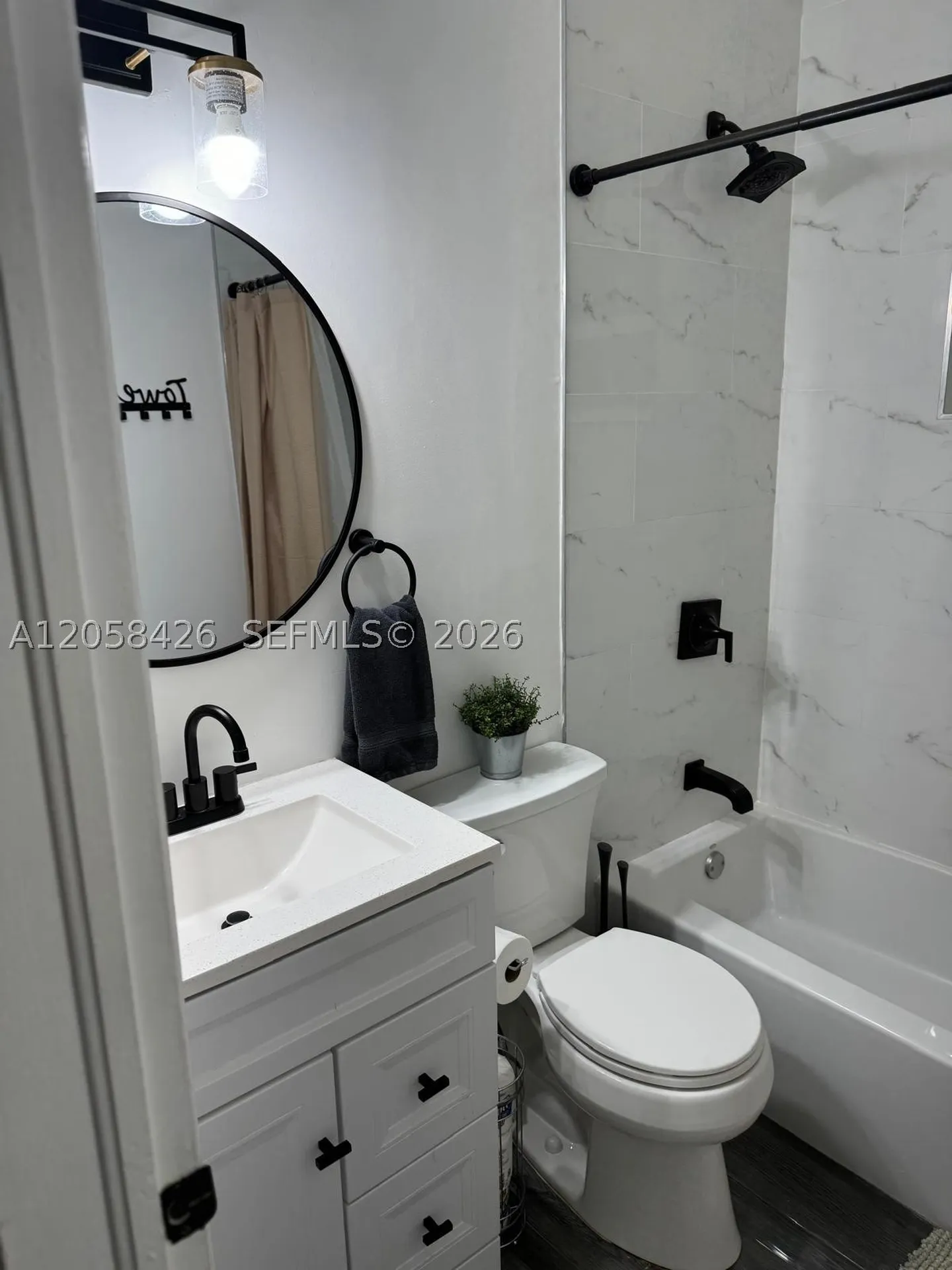 207 SW 11th Street Fort Lauderdale FL 33315
