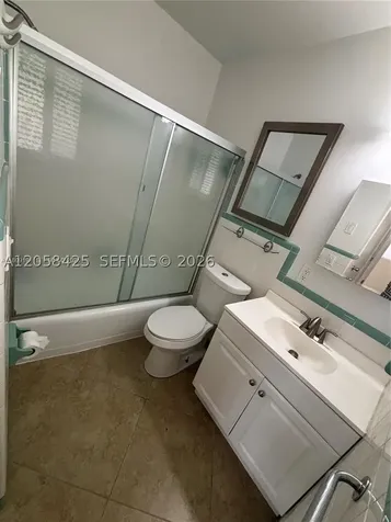1061 NE 34th Oakland Park FL 33334