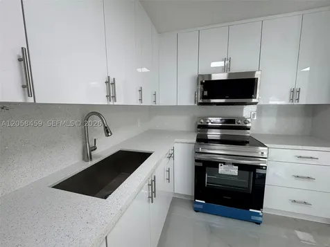 3315 NW 13th Terrace Miami FL 33125