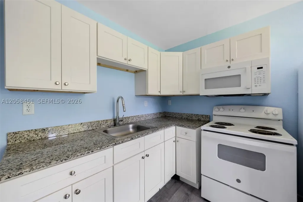 1109 NW 6th Avenue Pompano Beach FL 33060