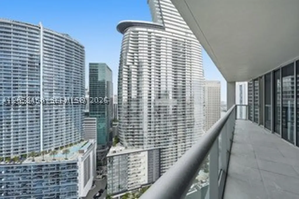 465 Brickell Avenue Miami FL 33131