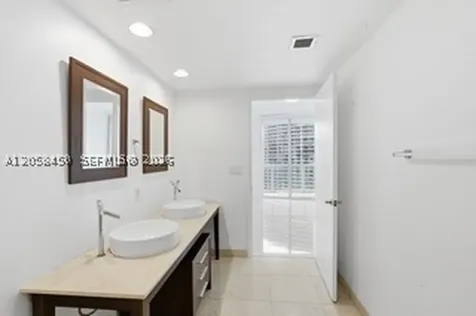 465 Brickell Avenue Miami FL 33131