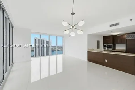 465 Brickell Avenue Miami FL 33131