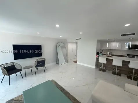 1800 Collins Avenue Miami Beach FL 33139