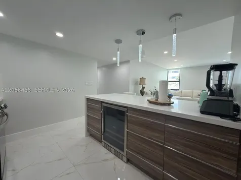 1800 Collins Avenue Miami Beach FL 33139