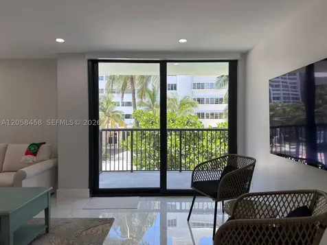 1800 Collins Avenue Miami Beach FL 33139