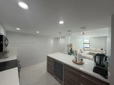 1800 Collins Avenue Miami Beach FL 33139