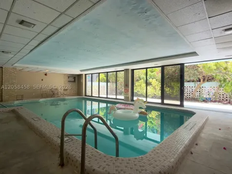 1800 Collins Avenue Miami Beach FL 33139