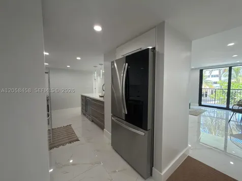 1800 Collins Avenue Miami Beach FL 33139