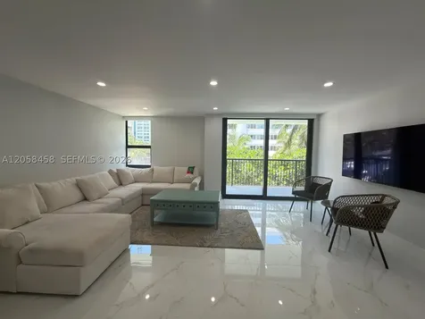 1800 Collins Avenue Miami Beach FL 33139