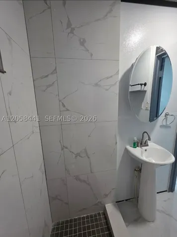 19393 NW 30ct Miami Gardens FL 33023