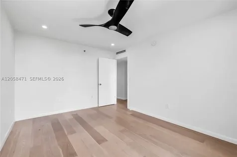 9 Island Avenue Miami Beach FL 33139