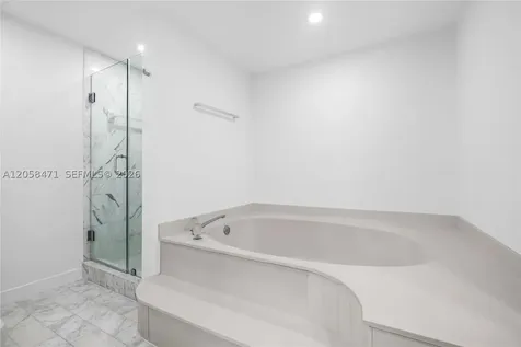 9 Island Avenue Miami Beach FL 33139