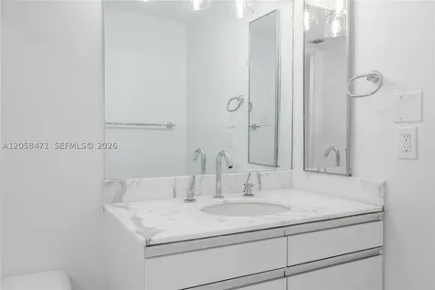 9 Island Avenue Miami Beach FL 33139