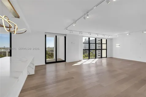 9 Island Avenue Miami Beach FL 33139