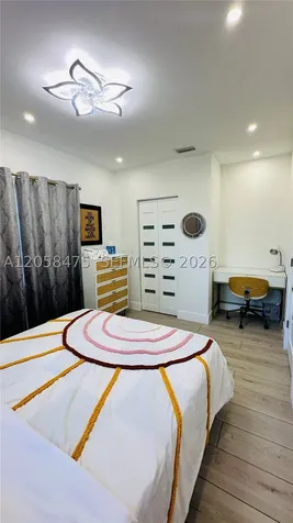 1668 SW 20th Street Miami FL 33145